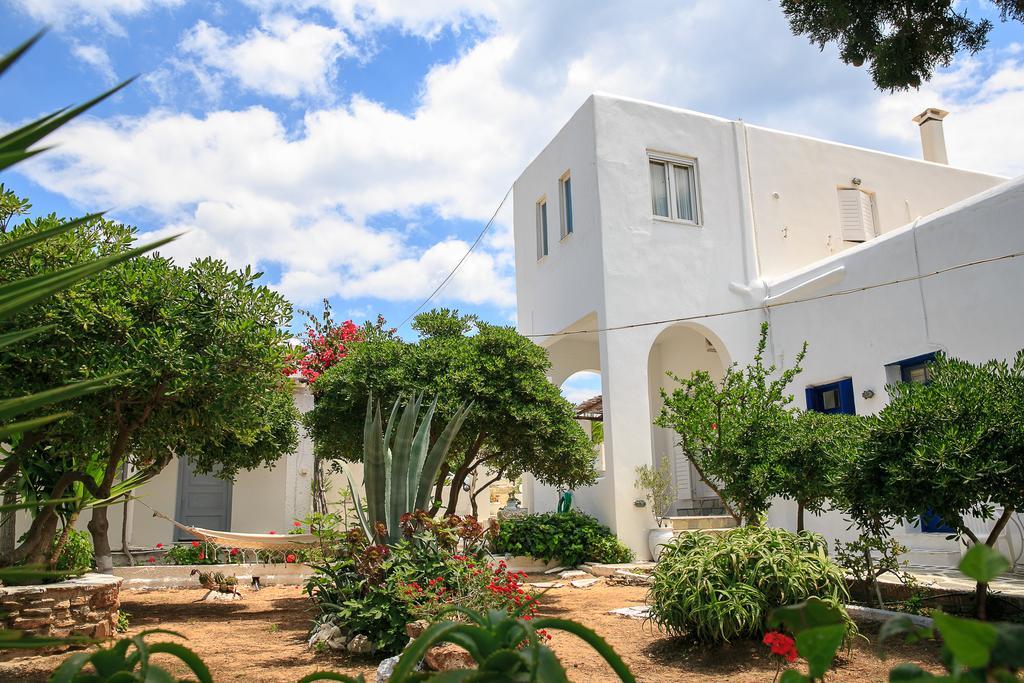 Paros Rita Studios Piso Livadi Ruang foto