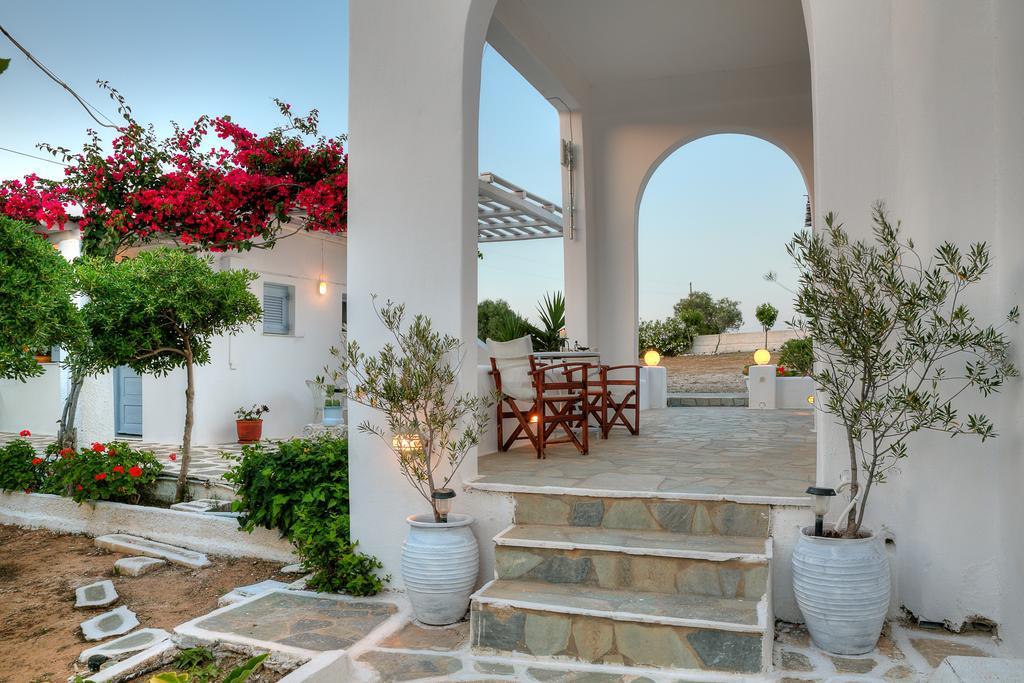Paros Rita Studios Piso Livadi Ruang foto