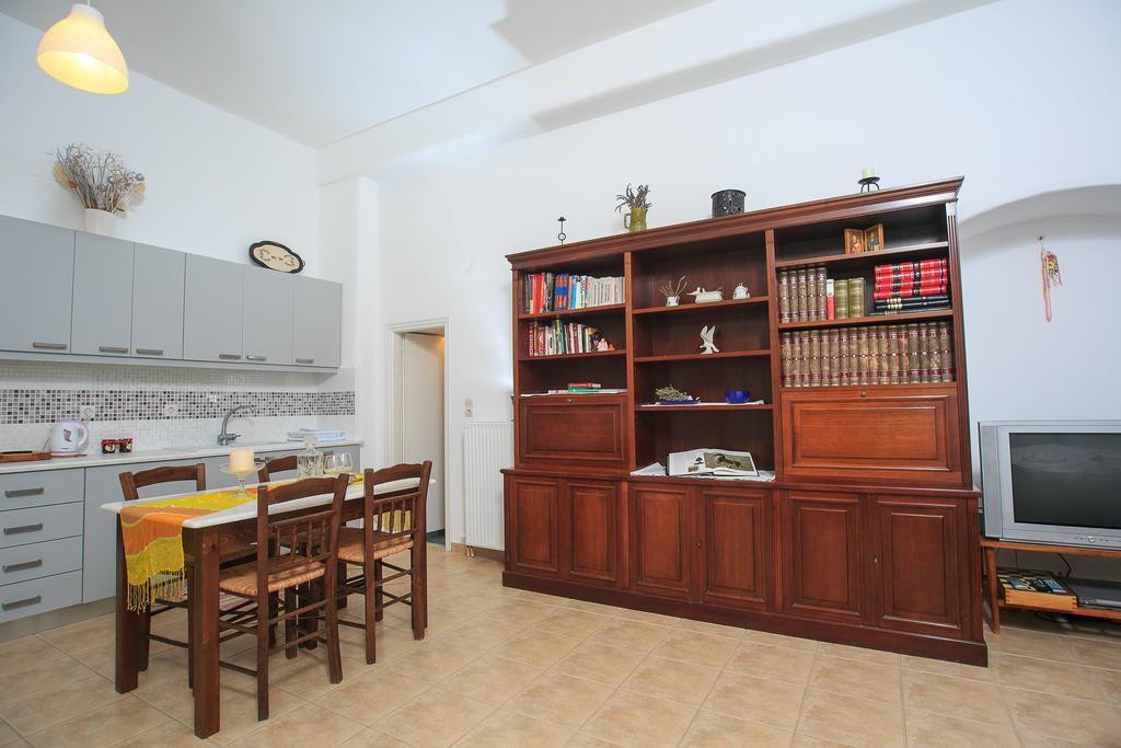 Paros Rita Studios Piso Livadi Ruang foto