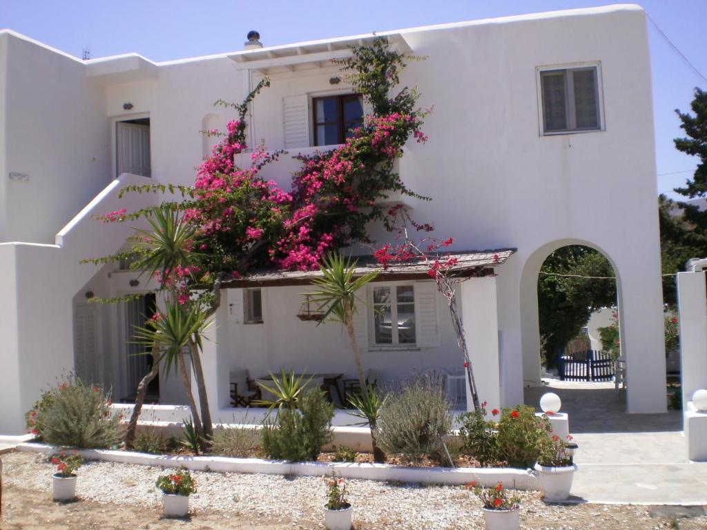 Paros Rita Studios Piso Livadi Bagian luar foto
